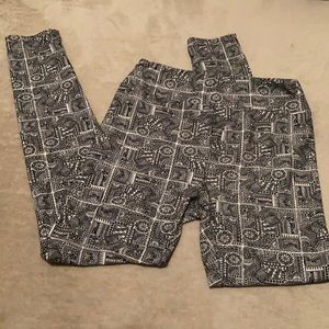 3/$10 LuLaRoe Printed Leggings
